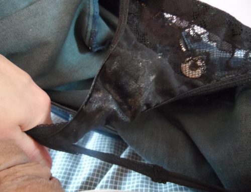 i made such a mess in my black used panties during the night #usedpanties