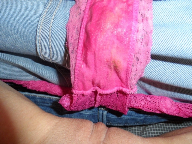 used-panties-pink-cum-soaked_04